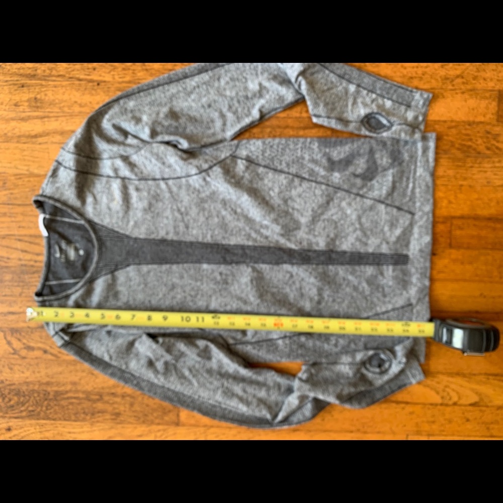 Nike dry fit longsleeve shirt
